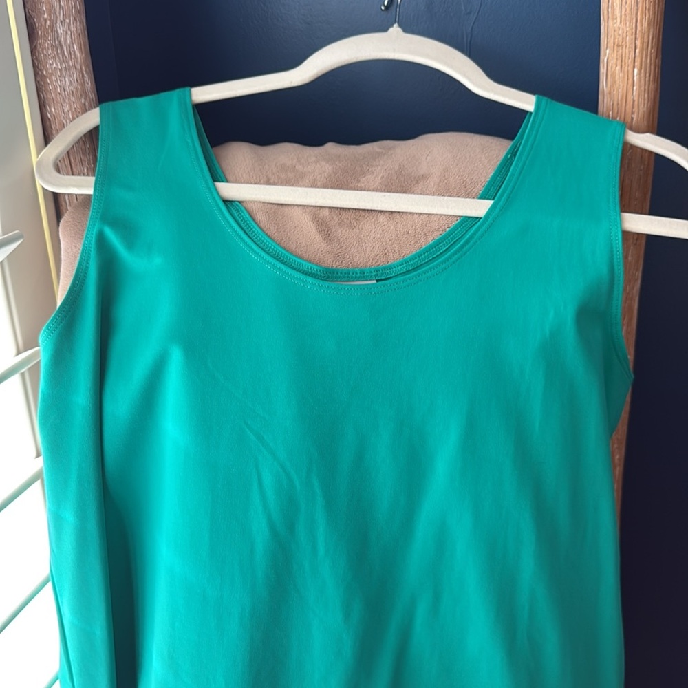 Chico's Green Boxy Tank Top Size 3 - Picture 7 of 9